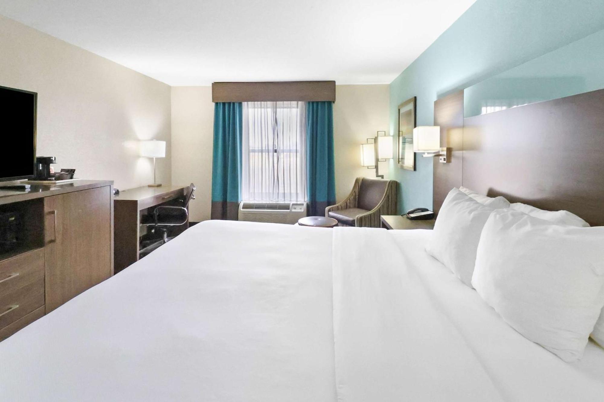 Comfort Inn Dunn Near I-95 Екстер'єр фото